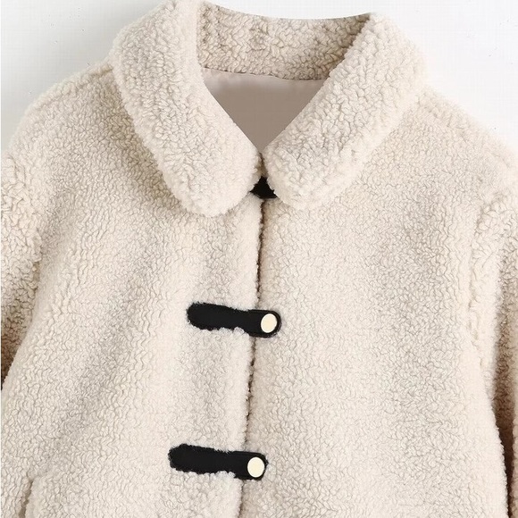 Fuzzy Toggle Winter Coat, Short MIDI Thick Jacket, In Season Lux - Picture 5 of 7